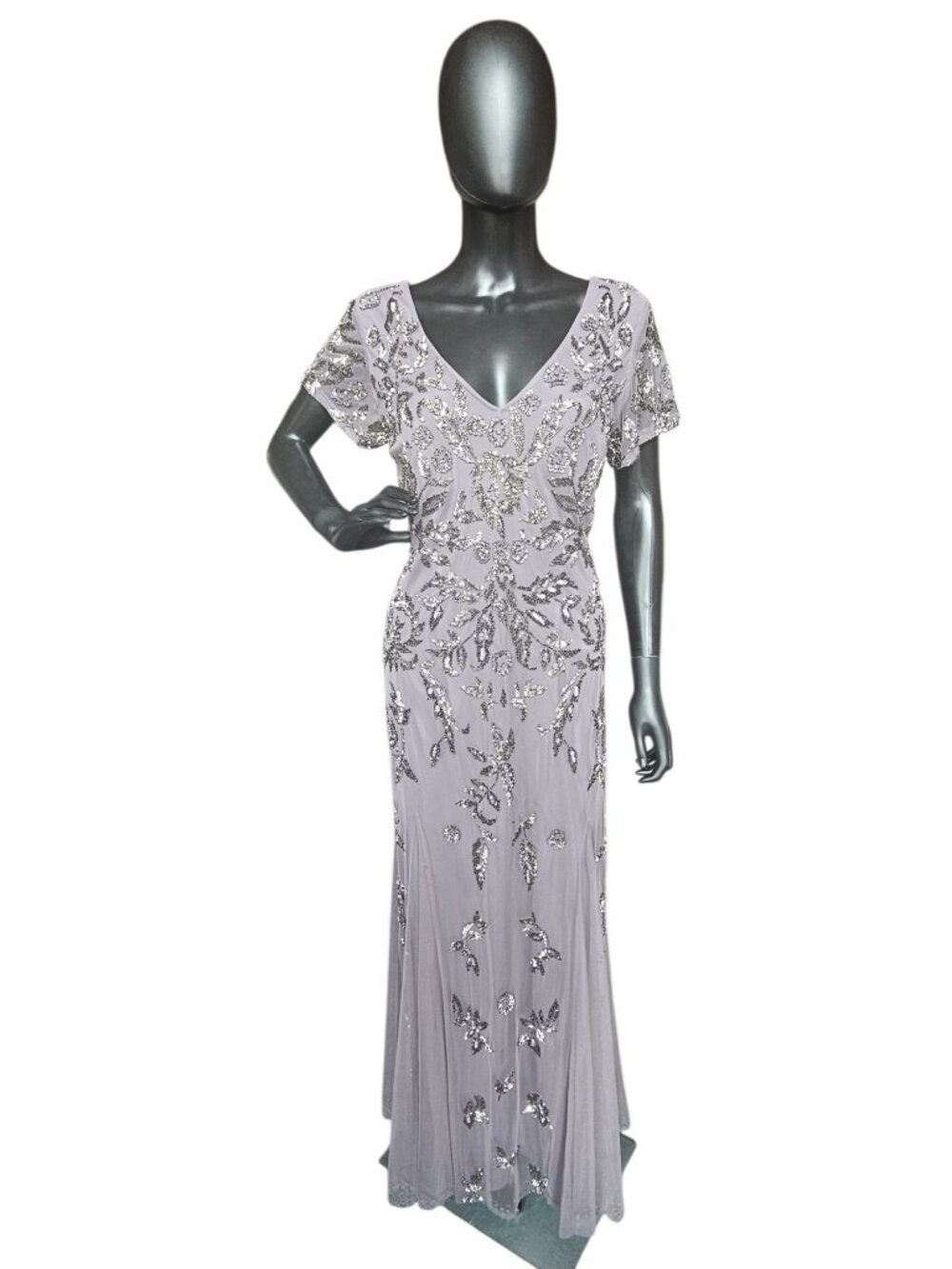 Soft Plum Beaded V-Neck Cap Sleeve Fitted Formal Dress - MGNY